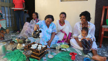 Load image into Gallery viewer, Javana Set | Ethiopian Traditional Coffee Set (Normal)
